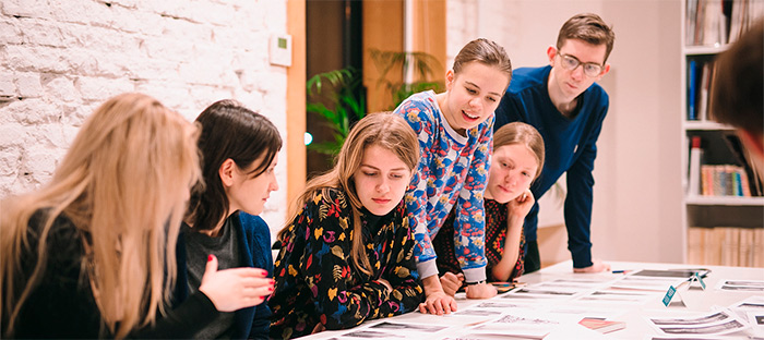 FALL SEASON’S READING GROUPS AT GARAGE LIBRARY