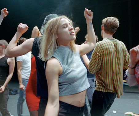 Gisèle Vienne, Crowd