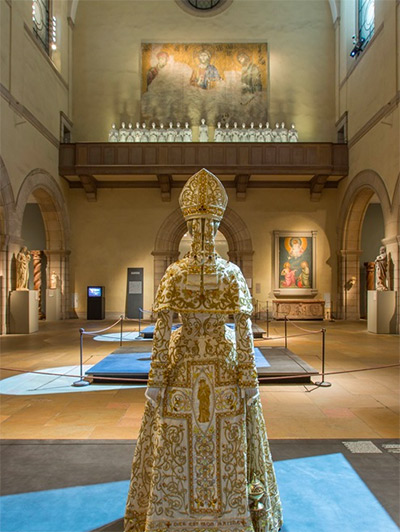 © The Metropolitan Museum of Art; Gallery View, Medieval Sculpture Hall