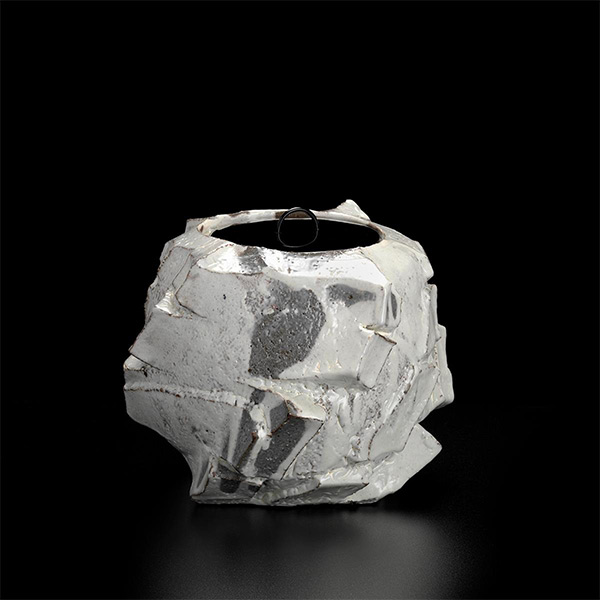 Kohiki Sculptural Form Mizusashi. 2016