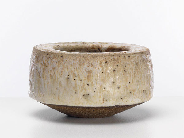 Lucie Rie. Small bowl, circa 1970