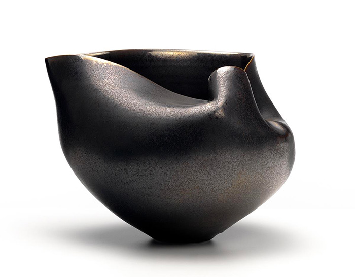 Sara Flynn. Low Flection Vessel, 2019