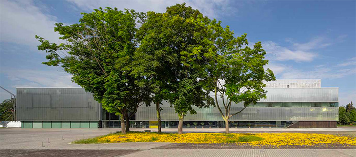 ALLORA & CALZADILLA’S NEW INSTALLATION GRAFT OPENS ON GARAGE SQUARE