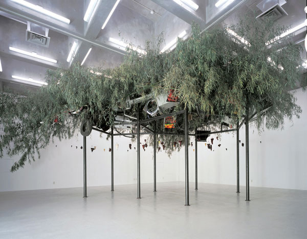 Chen Zhen Fu Dao / Fu Dao, Upside-down Buddha / Arrival at Good Fortune, 1997 Installation view